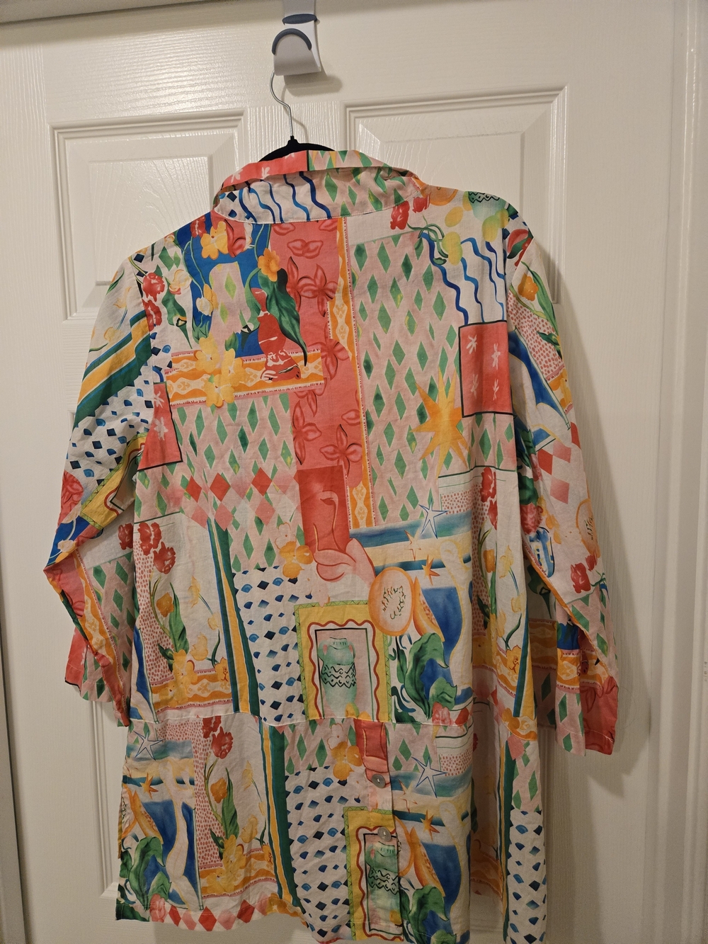 Abstract Multi-Color Button-Up Blouse - Zadri - Picture 7 of 7